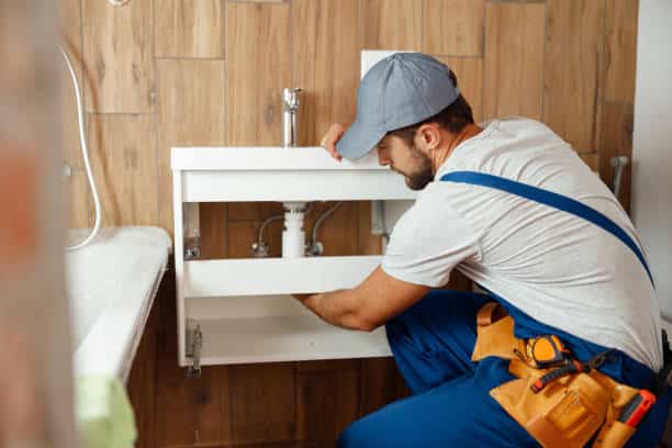 découvrez nos conseils pour bien choisir un artisan pour la rénovation ou l’aménagement de votre salle de bain. trouvez le professionnel idéal et assurez-vous d’un travail de qualité pour votre projet.