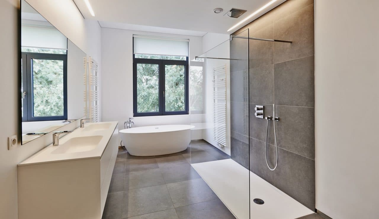 découvrez nos conseils pour bien choisir un artisan qualifié pour la rénovation ou l'aménagement de votre salle de bain. trouvez le professionnel idéal pour un résultat de qualité et des travaux en toute sérénité.