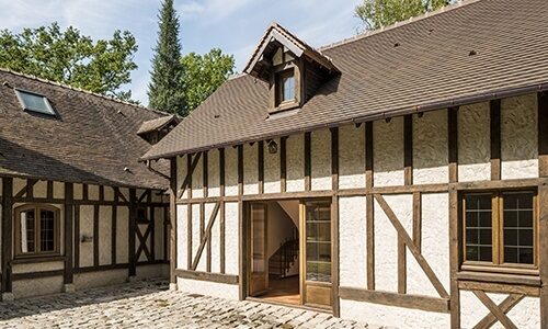 découvrez tout ce qu'il faut savoir sur le coût d'une rénovation : facteurs qui influencent le prix, fourchettes tarifaires selon les travaux, conseils pour optimiser votre budget et bien planifier votre projet.