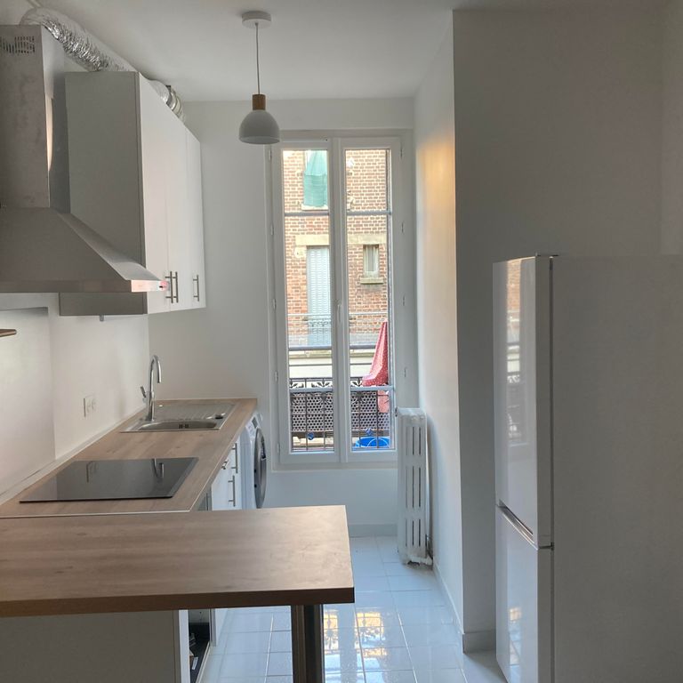 découvrez le coût de la rénovation d’un appartement au m2 : estimations de prix, facteurs influençant le budget et conseils pour bien calculer vos travaux en 2024.