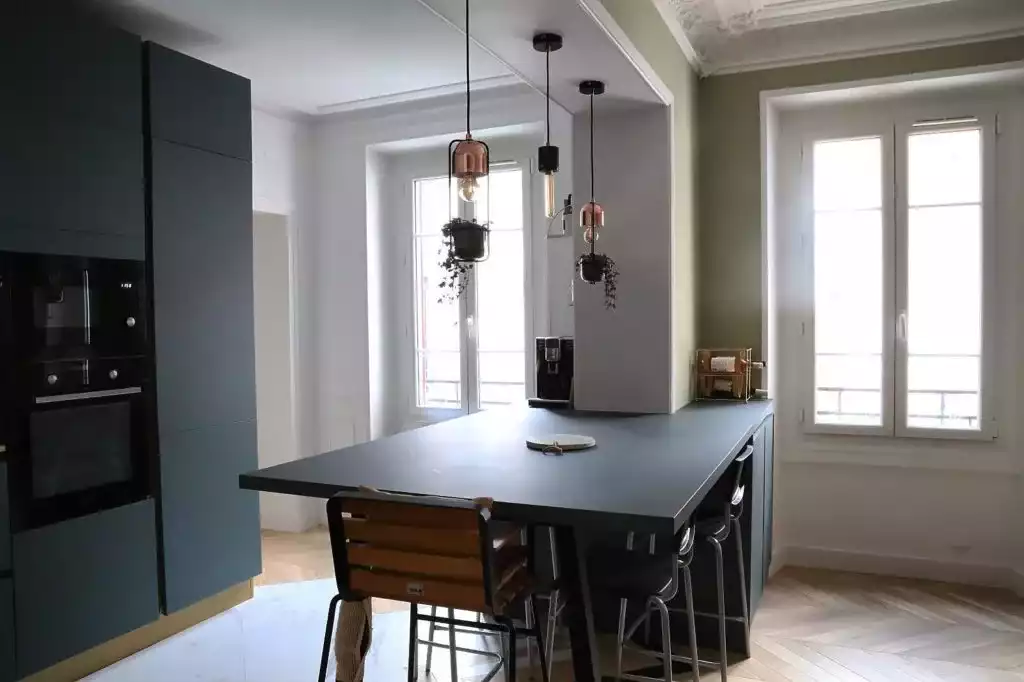 obtenez rapidement un devis personnalisé pour vos travaux de rénovation à paris. comparez les offres, bénéficiez de conseils d’experts et réalisez votre projet au meilleur prix.