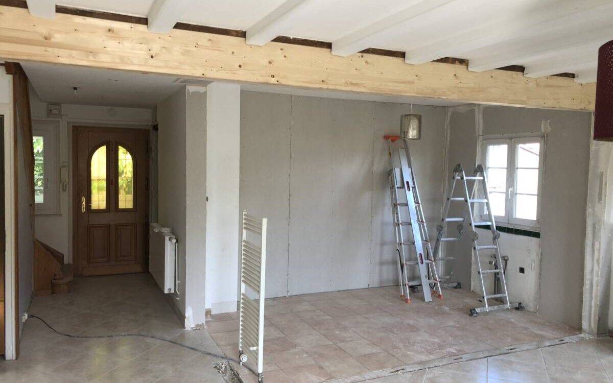 découvrez nos astuces et conseils pour économiser sur la rénovation de votre maison. profitez de travaux de qualité à moindre coût tout en préservant votre budget !