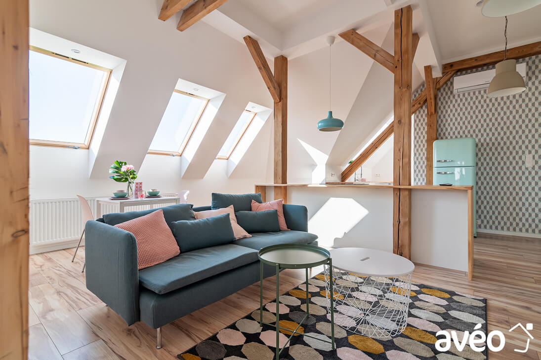 découvrez comment optimiser l’aménagement de vos combles tout en respectant votre budget grâce à nos conseils pratiques et astuces économiques pour un espace confortable et rentable.