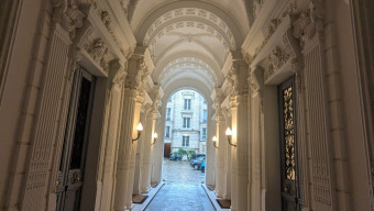 découvrez comment optimiser la rentabilité et la valeur de votre bien immobilier à paris 8 grâce à des conseils d'experts et des stratégies personnalisées adaptées au marché local.