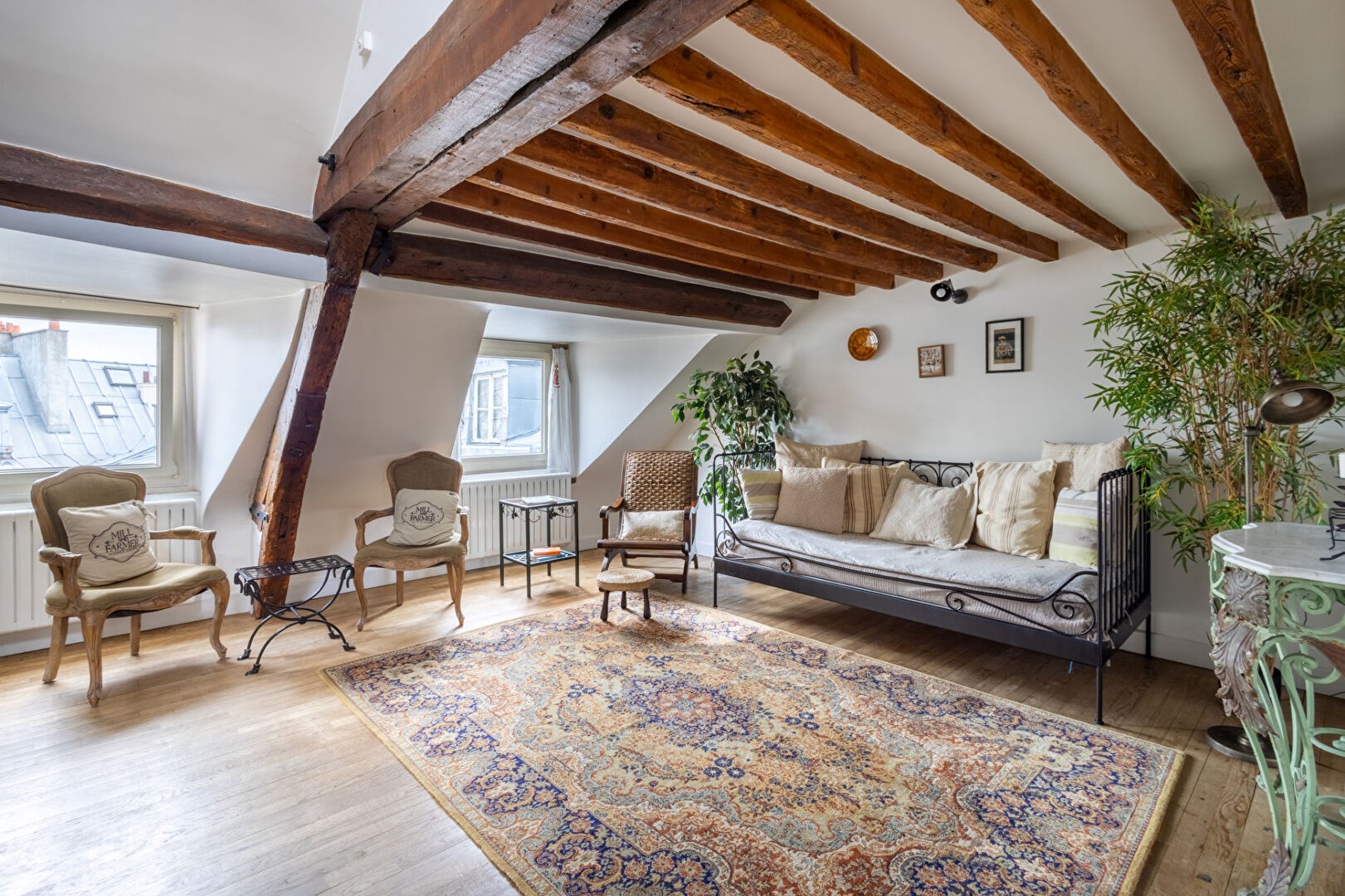 découvrez comment optimiser la gestion et la rentabilité de votre bien immobilier à paris 8 grâce à des conseils d'experts et des solutions adaptées à ce quartier prestigieux.