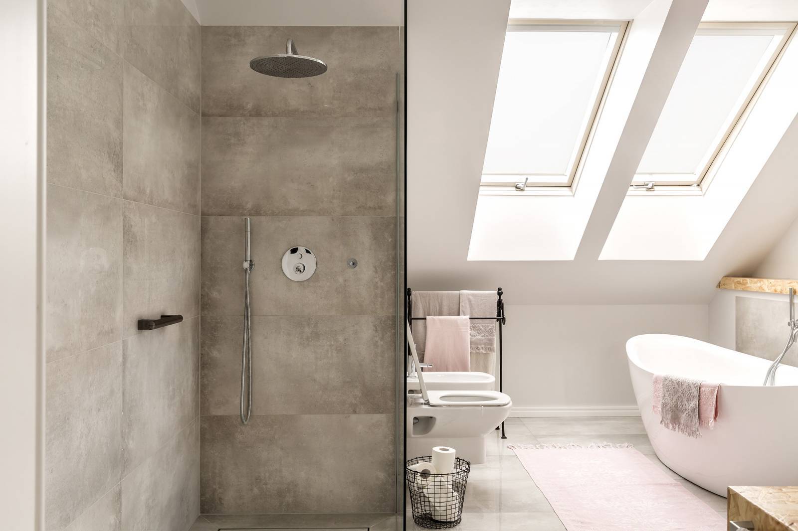 remplacez votre baignoire par une douche à paris facilement et rapidement ! profitez d'un service professionnel, adapté à vos besoins et à votre budget. devis gratuit et intervention rapide pour un espace de bain moderne et sécurisé.