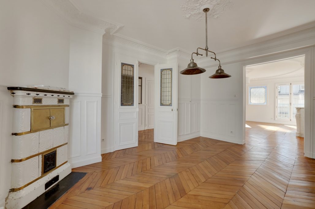 confiez la rénovation de votre appartement à paris à des experts. conseils, astuces et accompagnement sur mesure pour transformer votre espace selon vos envies et votre budget.