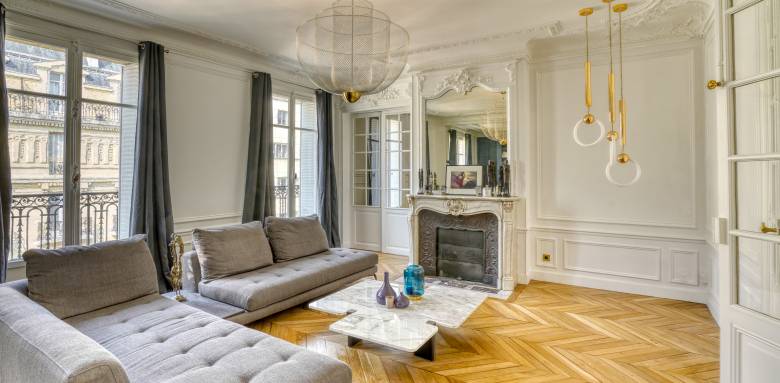 confiez la rénovation de votre appartement à paris à des experts. transformez votre espace avec des solutions sur mesure, un suivi professionnel et des finitions de qualité. devis gratuit !