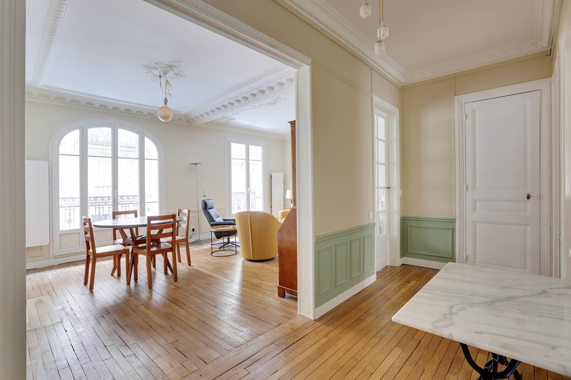 confiez la rénovation de votre appartement à paris à des experts : conseils, travaux sur mesure et accompagnement personnalisé pour valoriser votre bien immobilier.
