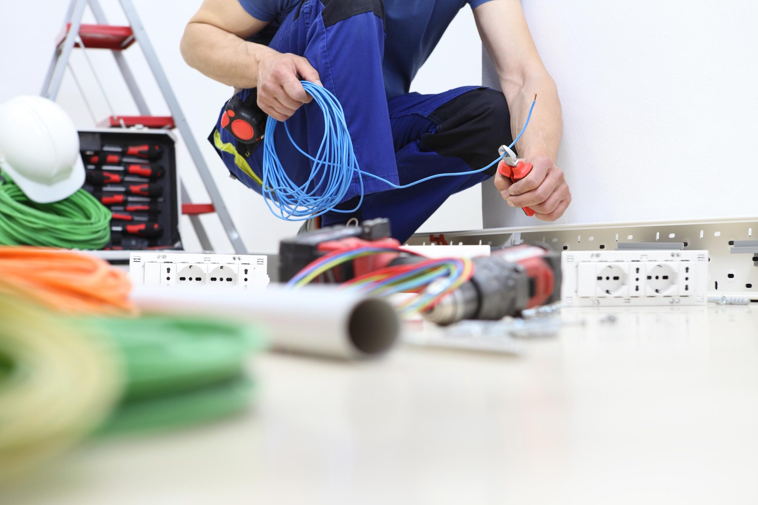 confiez votre rénovation électrique à des professionnels qualifiés. modernisez votre installation, assurez la sécurité de votre logement et profitez de solutions innovantes adaptées à vos besoins.