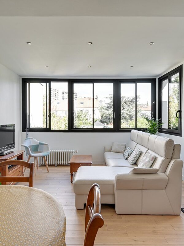 confiez votre projet de rénovation intérieure dans le 92 à des professionnels qualifiés. conseils personnalisés, matériaux de qualité et travaux sur-mesure pour un intérieur à votre image !