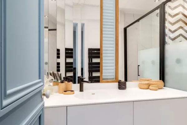 confiez la rénovation de votre salle de bains à paris à des experts : conseils personnalisés, travaux sur-mesure et finitions soignées pour un espace moderne et fonctionnel.