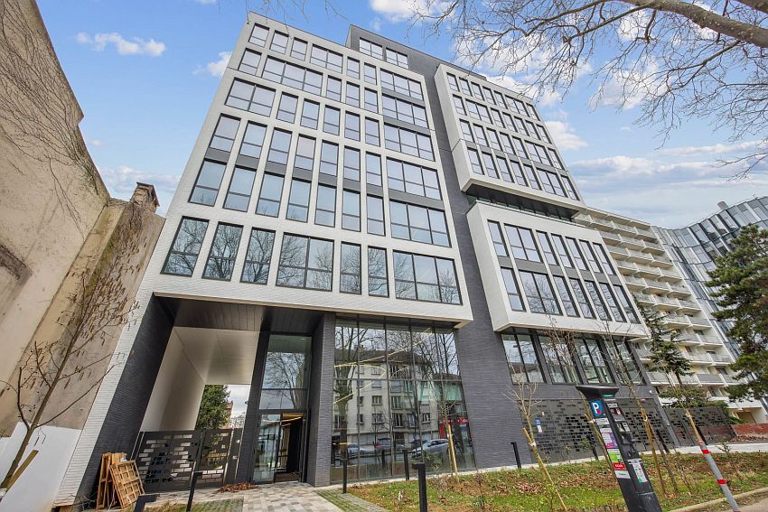 découvrez les locaux modernisés à bagneux, conçus pour accueillir et soutenir la nouvelle équipe dans des conditions optimales.