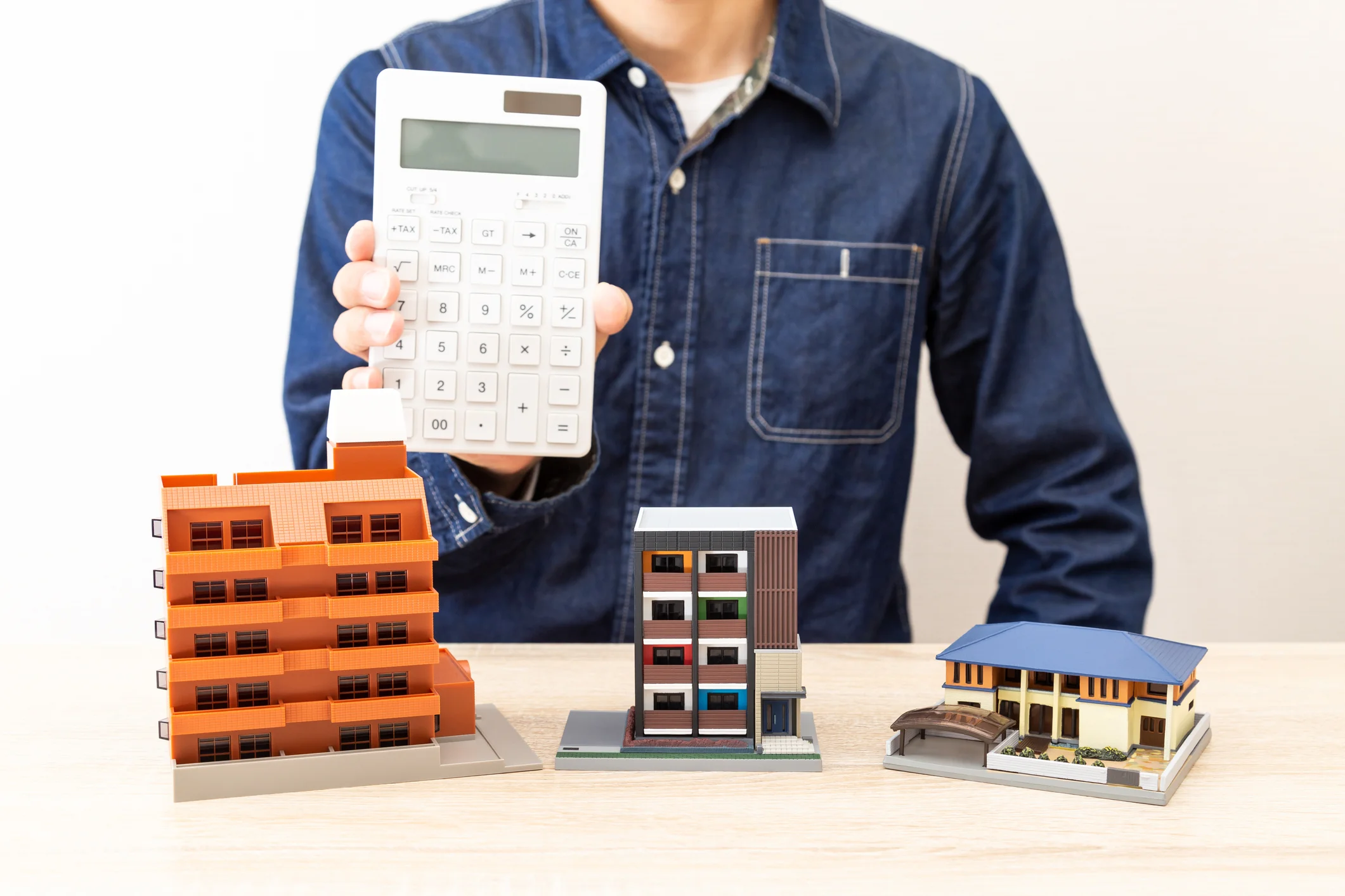 estimez le coût de rénovation d'un appartement à paris par mètre carré. conseils et tarifs pour planifier vos travaux efficacement.