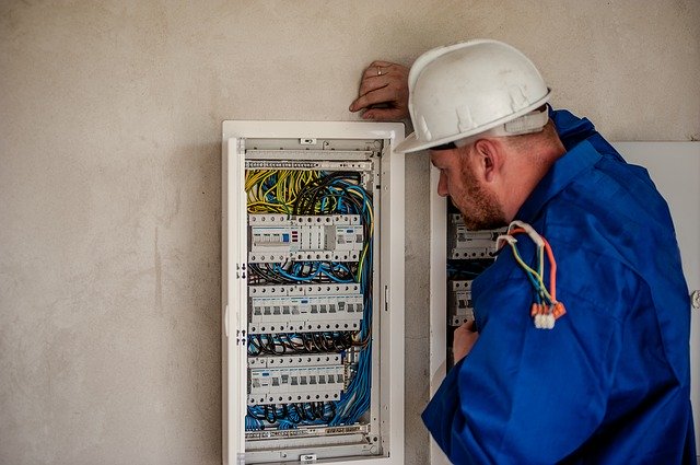 expert électricien à vaucresson, nous assurons des interventions rapides et de qualité pour tous vos travaux électriques résidentiels et professionnels.