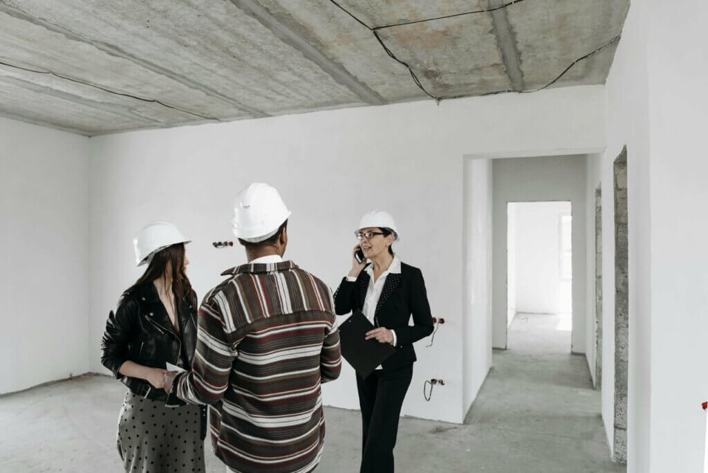 découvrez les prix au m² pour la rénovation d'un immeuble ancien, avec des conseils pour estimer votre budget et choisir les meilleures options de rénovation.