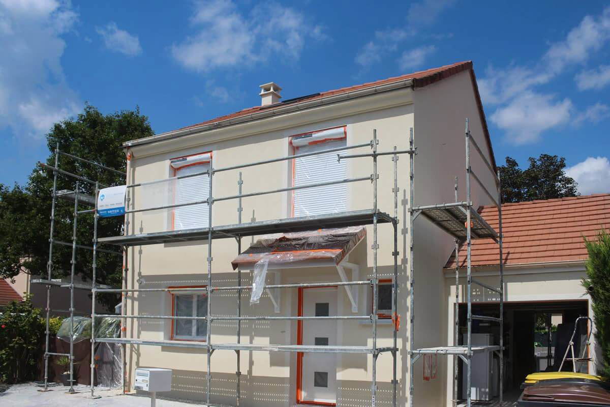 découvrez tout ce qu’il faut savoir sur le prix d’une rénovation de maison : estimations selon les travaux, conseils pour optimiser votre budget et idées pour rénover au meilleur coût.