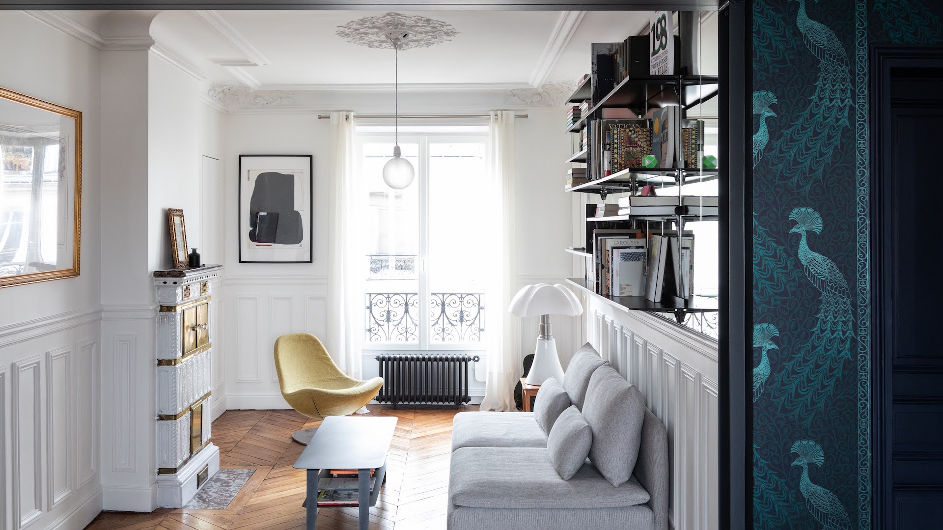 découvrez notre expertise en rénovation d'appartements haussmanniens à paris. alliez charme de l'ancien et confort moderne pour un intérieur unique et élégant.