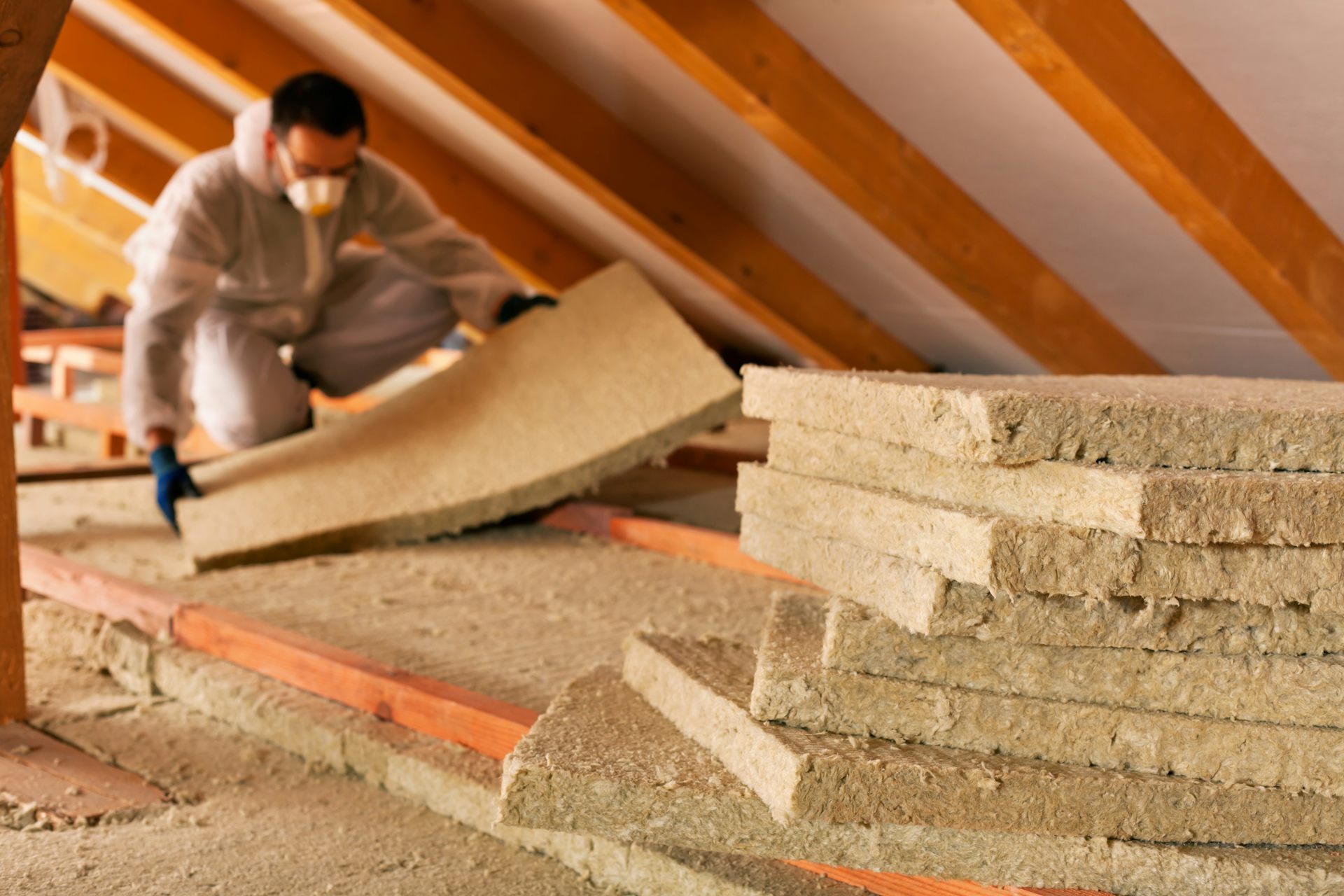 optimisez la rénovation énergétique de votre studio et profitez d'une baisse rapide de vos factures grâce à des solutions efficaces et économiques.