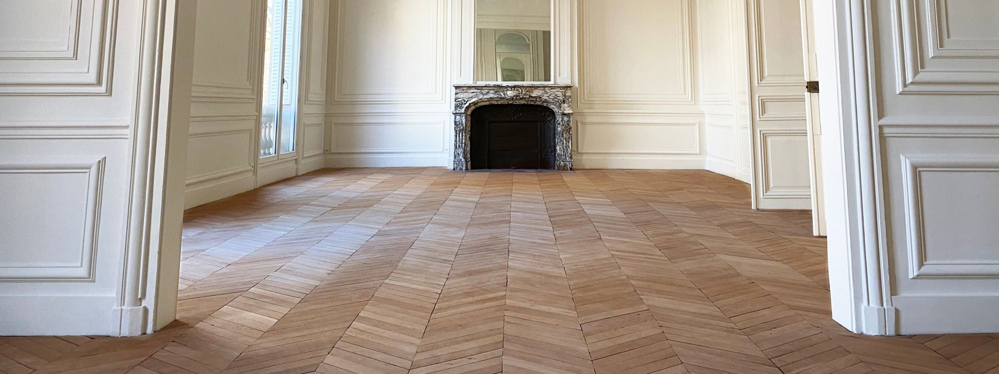 découvrez nos conseils experts pour réussir votre rénovation intérieure à paris et transformer votre espace de vie avec style et efficacité.