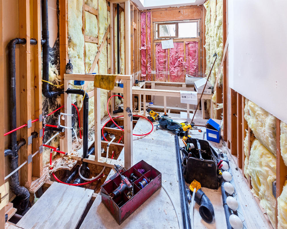 découvrez les tarifs pour la rénovation de plomberie : conseils, devis moyens, prix au mètre linéaire ou à l'intervention. informez-vous pour estimer le coût de vos travaux et bien choisir votre plombier.