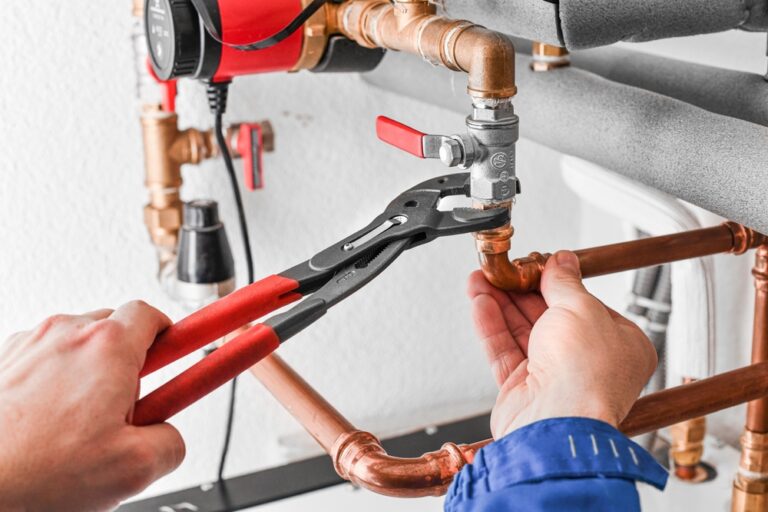 découvrez les tarifs de rénovation en plomberie, des conseils pour estimer le coût de vos travaux et des astuces pour choisir le bon professionnel. comparez les prix et planifiez votre projet en toute sérénité.