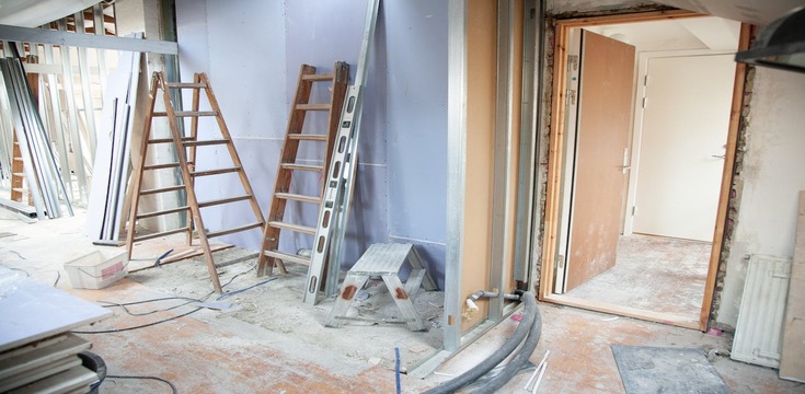 découvrez nos conseils pratiques et astuces pour réussir la rénovation de votre maison, du plan initial à la finition, afin de transformer votre habitat en un espace confortable et moderne.