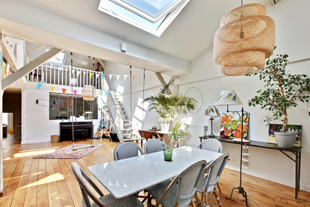 découvrez nos services experts en rénovation d’intérieur à paris pour transformer votre espace en un lieu moderne et confortable. qualité, savoir-faire et conseils personnalisés.